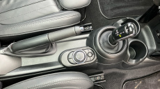 MINI Hatchback 1.5 Cooper Exclusive 5dr Auto [Comfort/Nav Pack] Petrol Hatchback